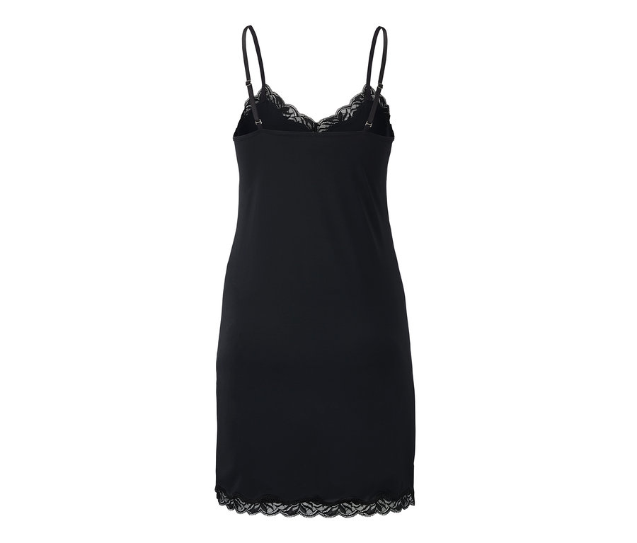 Schwarzes Unterkleid mit Spitze.