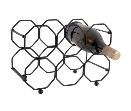 Schwarzes Weinregal aus Metall mit einer Flasche.
