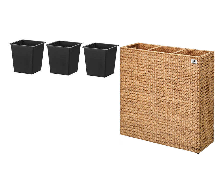 Drei schwarze Pflanzgefäße neben einem beigen 3er-Pflanzkasten, ca. 77 x 28 x 77 cm.