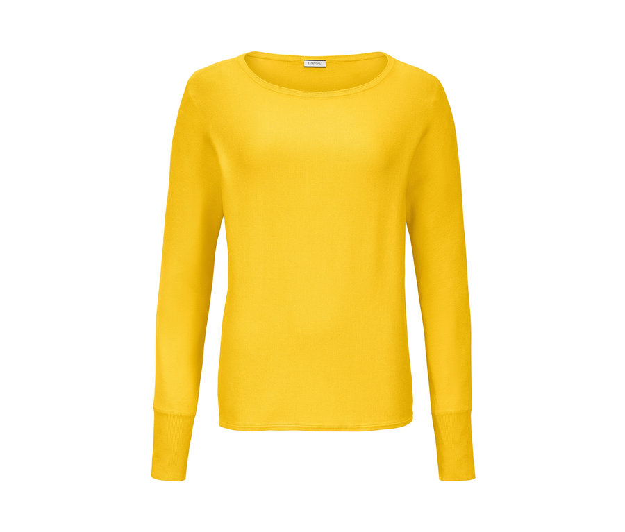 Gelber Feinstrickpullover.