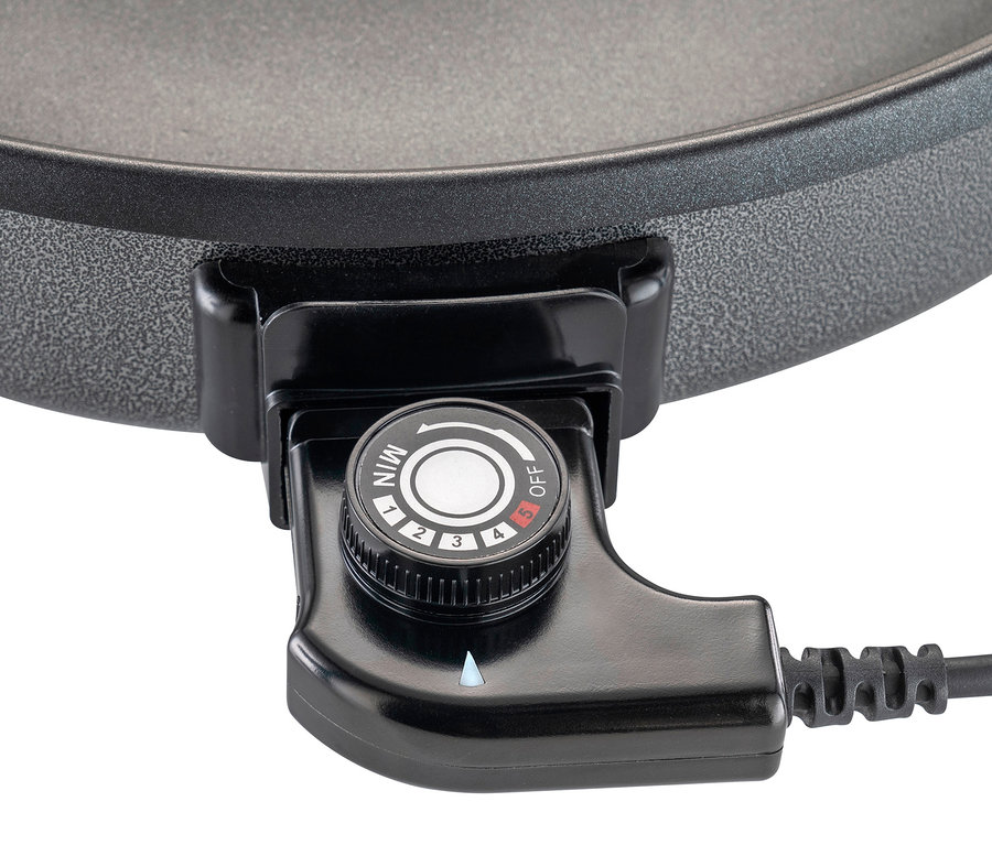 Detailaufnahme des Temperaturreglers einer CASO Profi-Partypfanne.