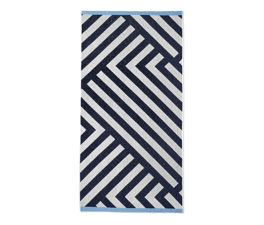 Nahaufnahme eines XL-Badetuchs mit Grafik.