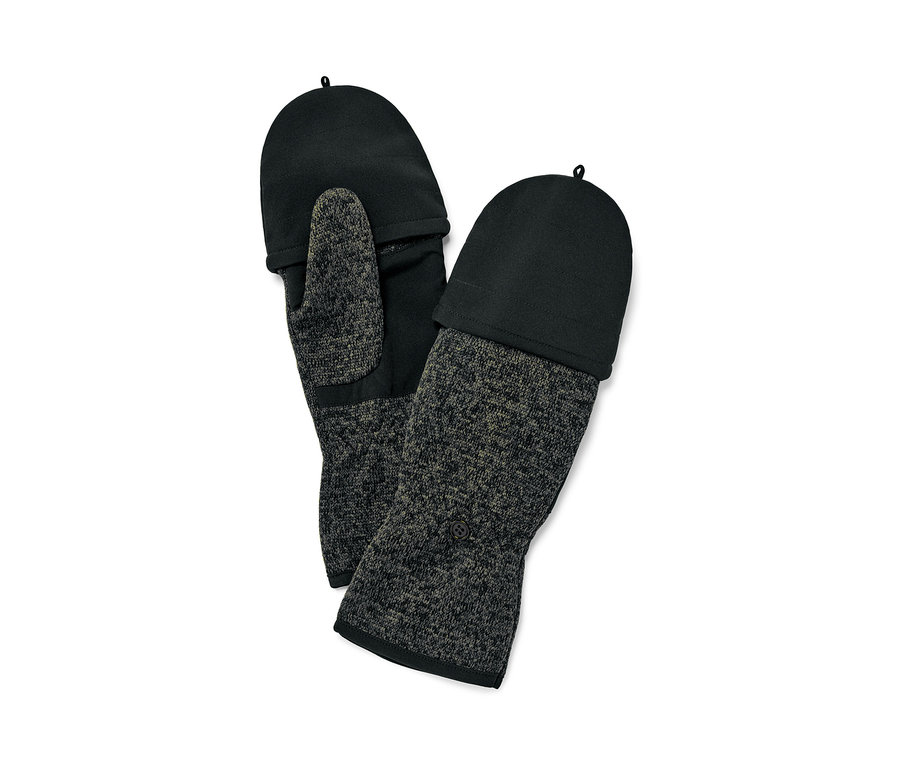 Zwei Strickfleece-Klappfäustlinge liegen nebeneinander.