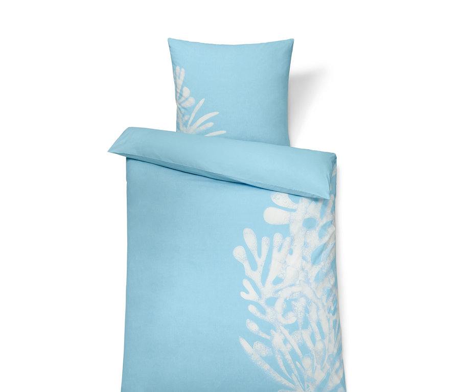 Hellblaue Premium-Baumwoll-Bettwäsche in Normalgröße und Übergröße mit weißem Korallenmuster.