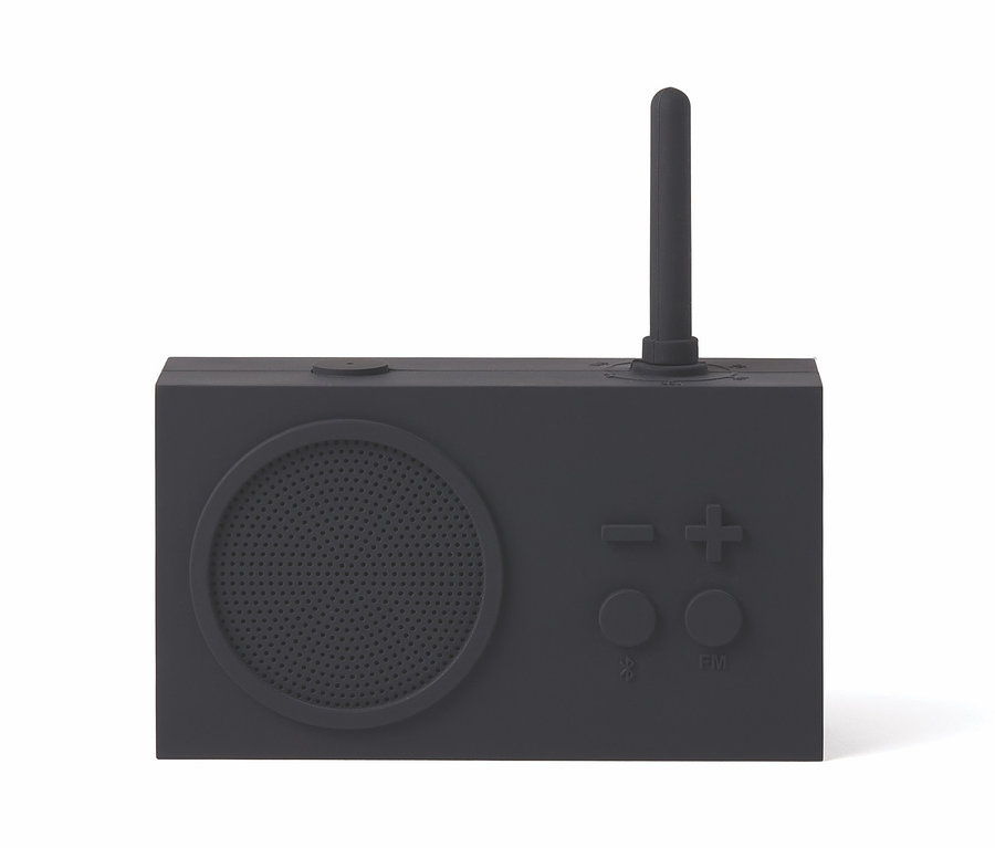 Schwarzes Radio mit abgerundetem Lautsprecher und Antenne. Lexon »TYKHO 3« Radio und Bluetooth®-Lautsprecher, schwarz