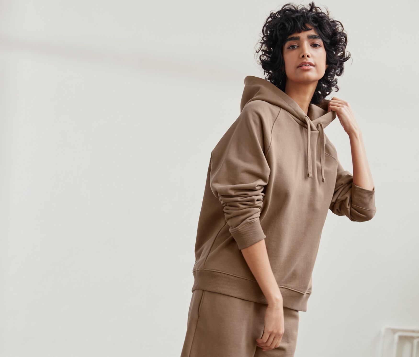 Thumbnail - Nah/Studio Hoodie - nachhaltige Baumwolle - Gr. XS - braun