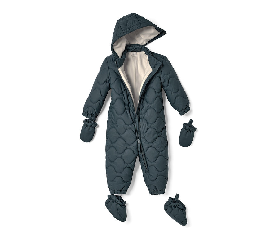 Baby-Winteroverall mit Kapuze, Handschuhen und Füßlingen.