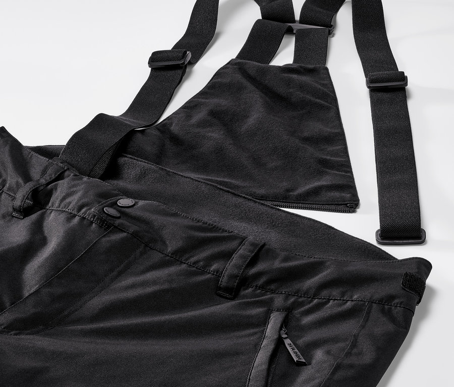 Schwarze Skihose mit Latz und verstellbaren Trägern.