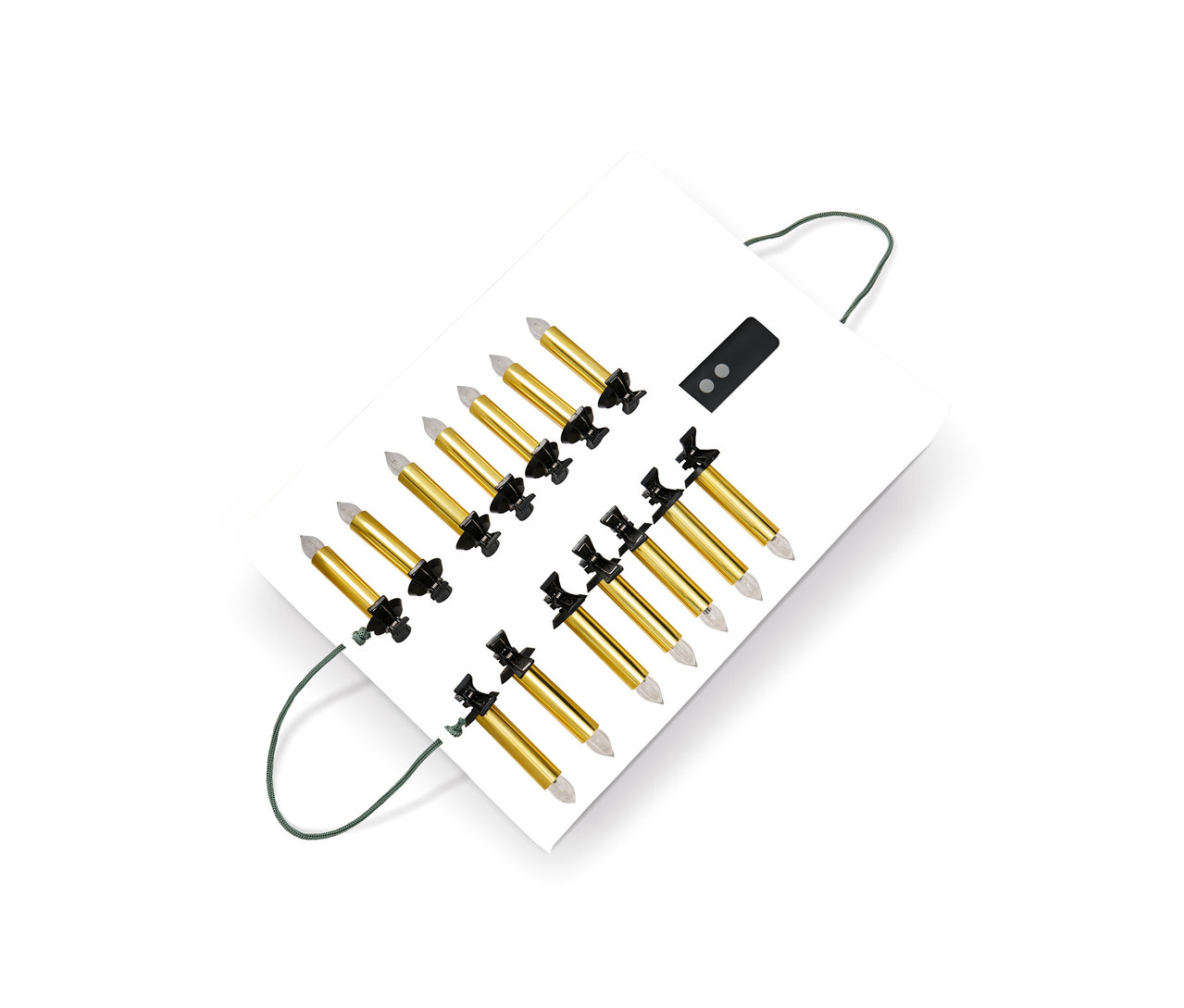 Weihnachtsordnungsbox mit Fernbedienung und Haltern für den Baum.