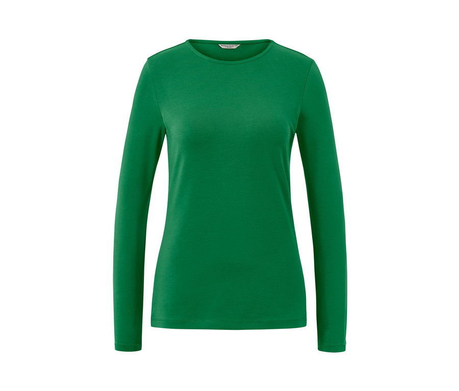 Grünes Langarmshirt.