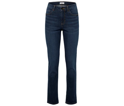Blaue Jeans auf weißem Hintergrund.