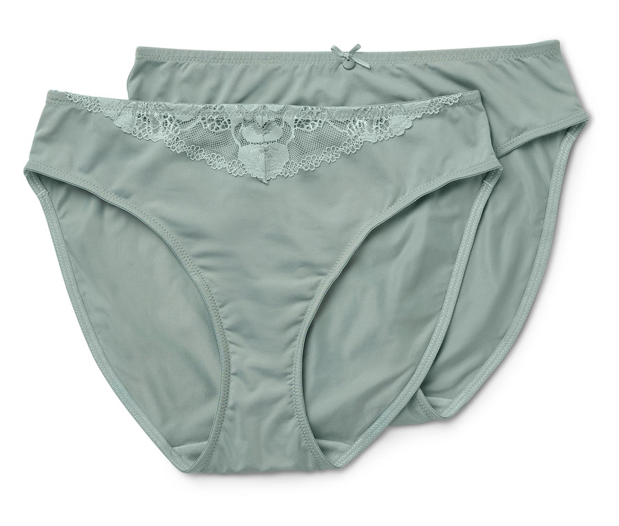 Zwei hellgrüne Slips liegen übereinander. Einer hat Spitze.