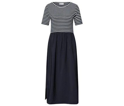 Street One Kleid mit blau-weiß gestreiftem Oberteil und langem, dunklem Rock.