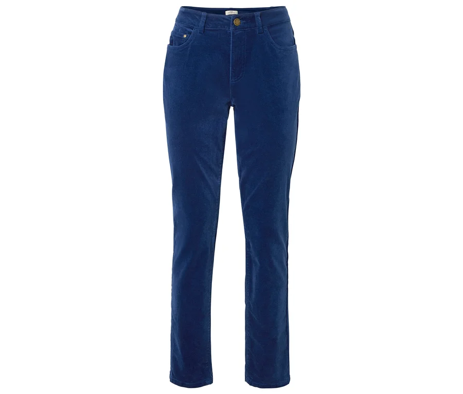 Blaue Cordhose mit geradem Bein und Taschen vorne.
