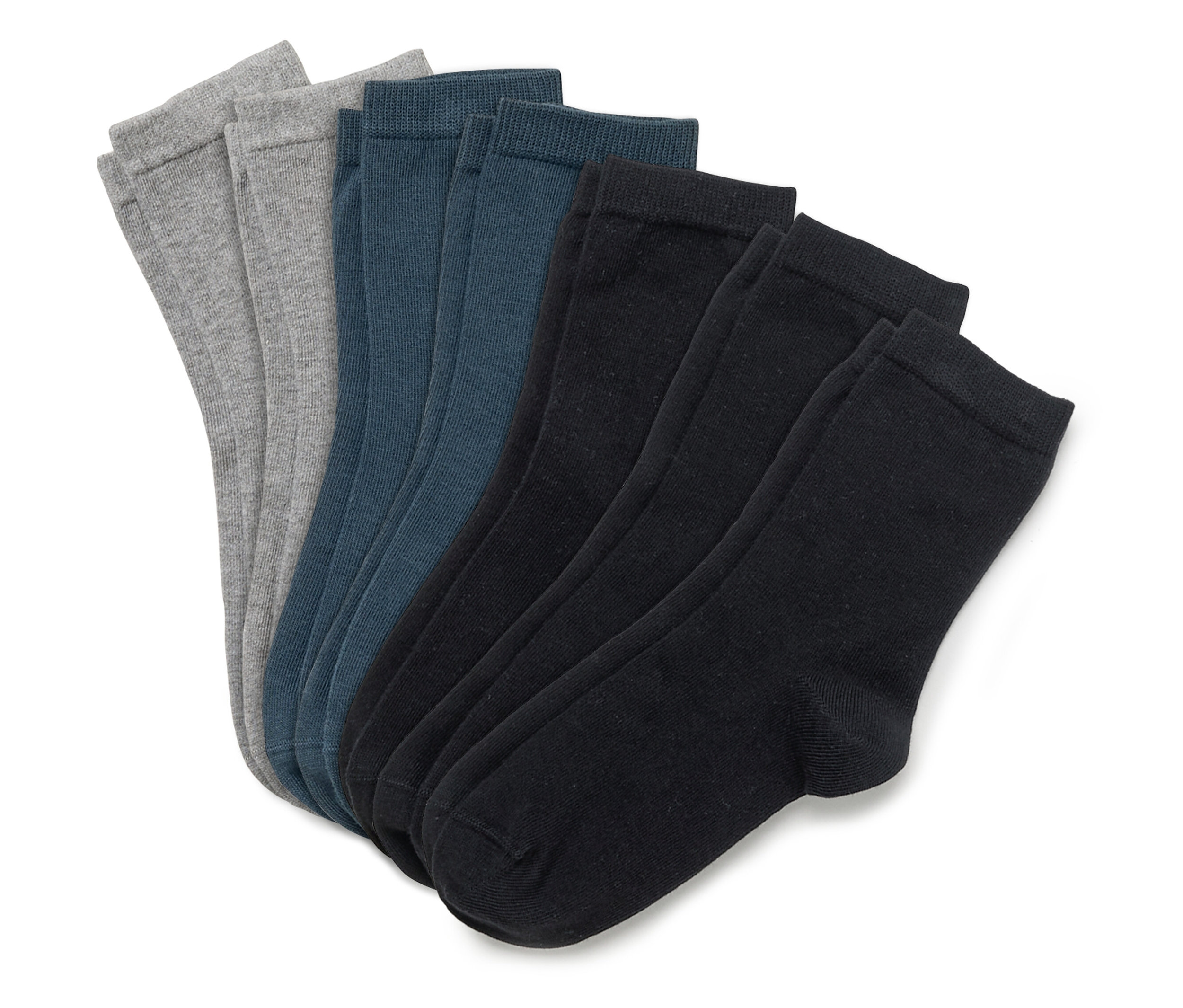 Mehrere paar Socken in Grau-, Blau- und Schwarztönen liegen nebeneinander.
