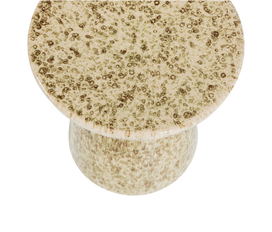 Runder, pilzförmiger Beistelltisch mit gesprenkeltem Beige- und Braunmuster und glänzender Oberfläche.