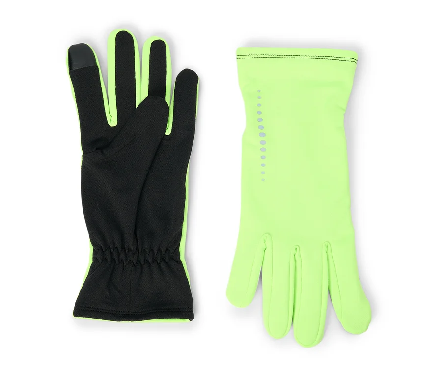 Zwei Sport-Handschuhe. Der linke Handschuh ist schwarz mit neongrünen Akzenten und Touchscreen-Fingerspitzen. Der rechte Handschuh ist neongrün mit reflektierenden Punkten.