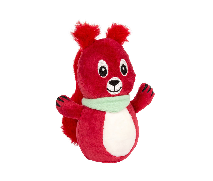 Rotes Eichhörnchen-Plüschtier mit weißem Bauch und hellgrünem Schal, das mit ausgestreckten Armen nach vorne blickt.