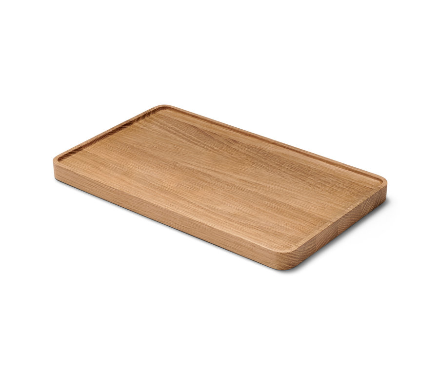 Rechteckiges Tablett aus Holz.
