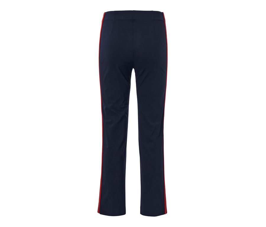 Dunkelblaue Stretchhose mit roten Galonstreifen an den Seiten.
