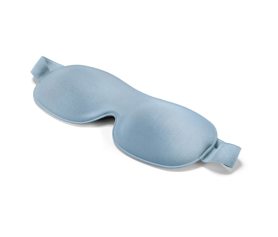 Eine blaue Schlafmaske.