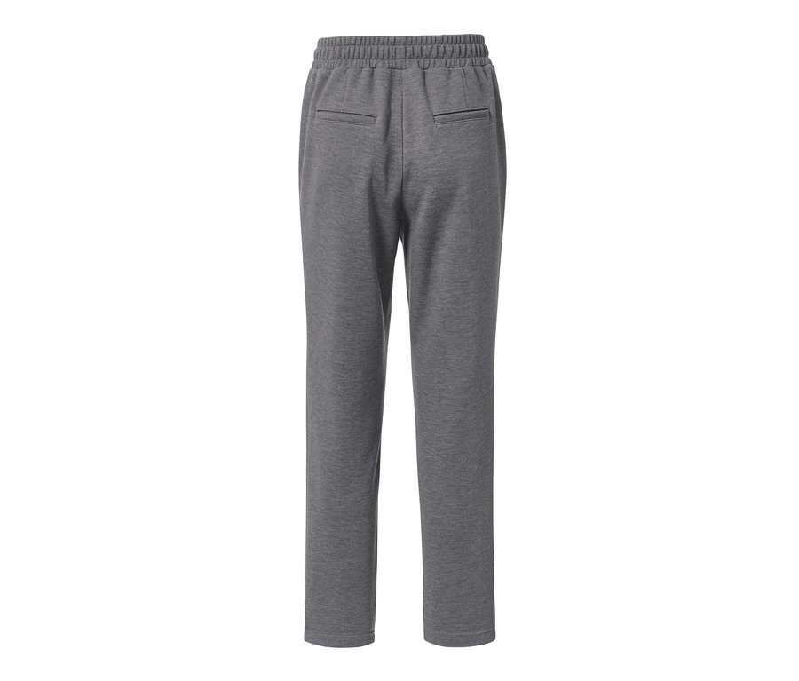 Graue Joggpants.