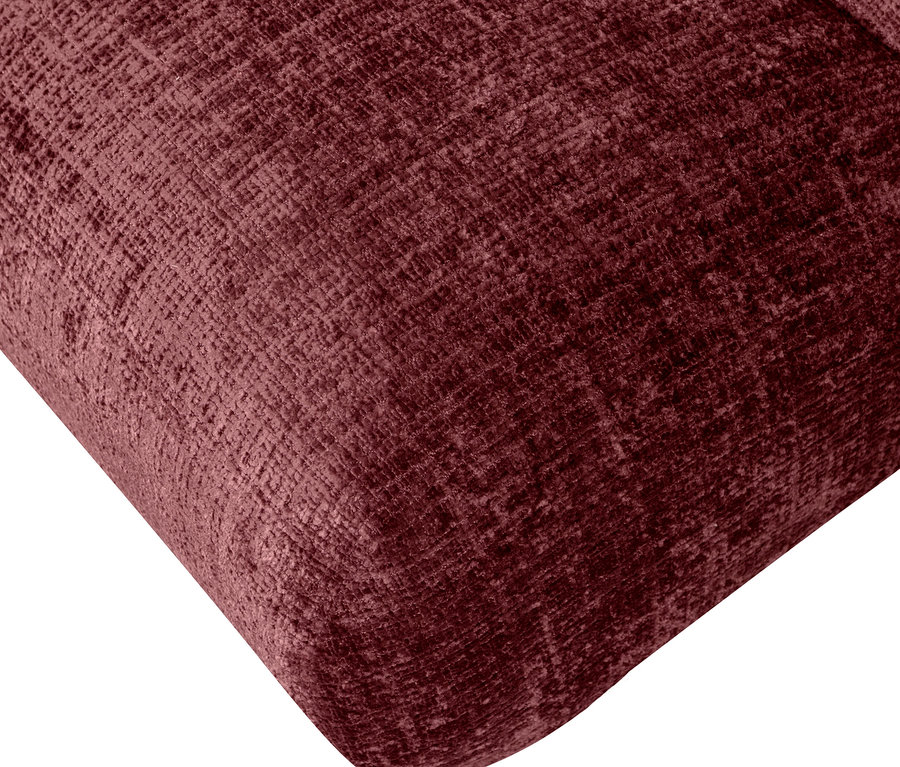Detail der Ecke des auberginefarbenen BePureHome Sessels »Observe«.