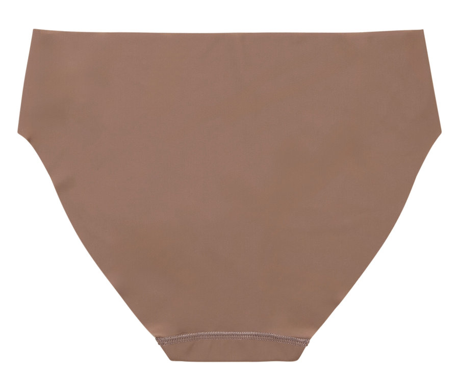 Draufsicht auf einen einzelnen, hautfarbenen Damenslip vor einem weißen Hintergrund.