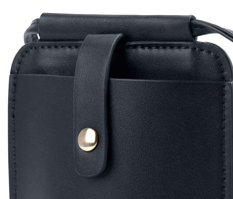 Detail einer Handytasche.