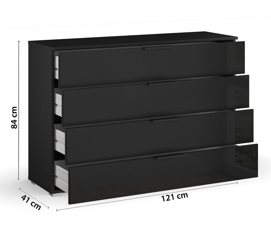 Schwarze Rauch BLACK 20UP Kommode mit vier Schubladen, eine Schublade ist geöffnet.