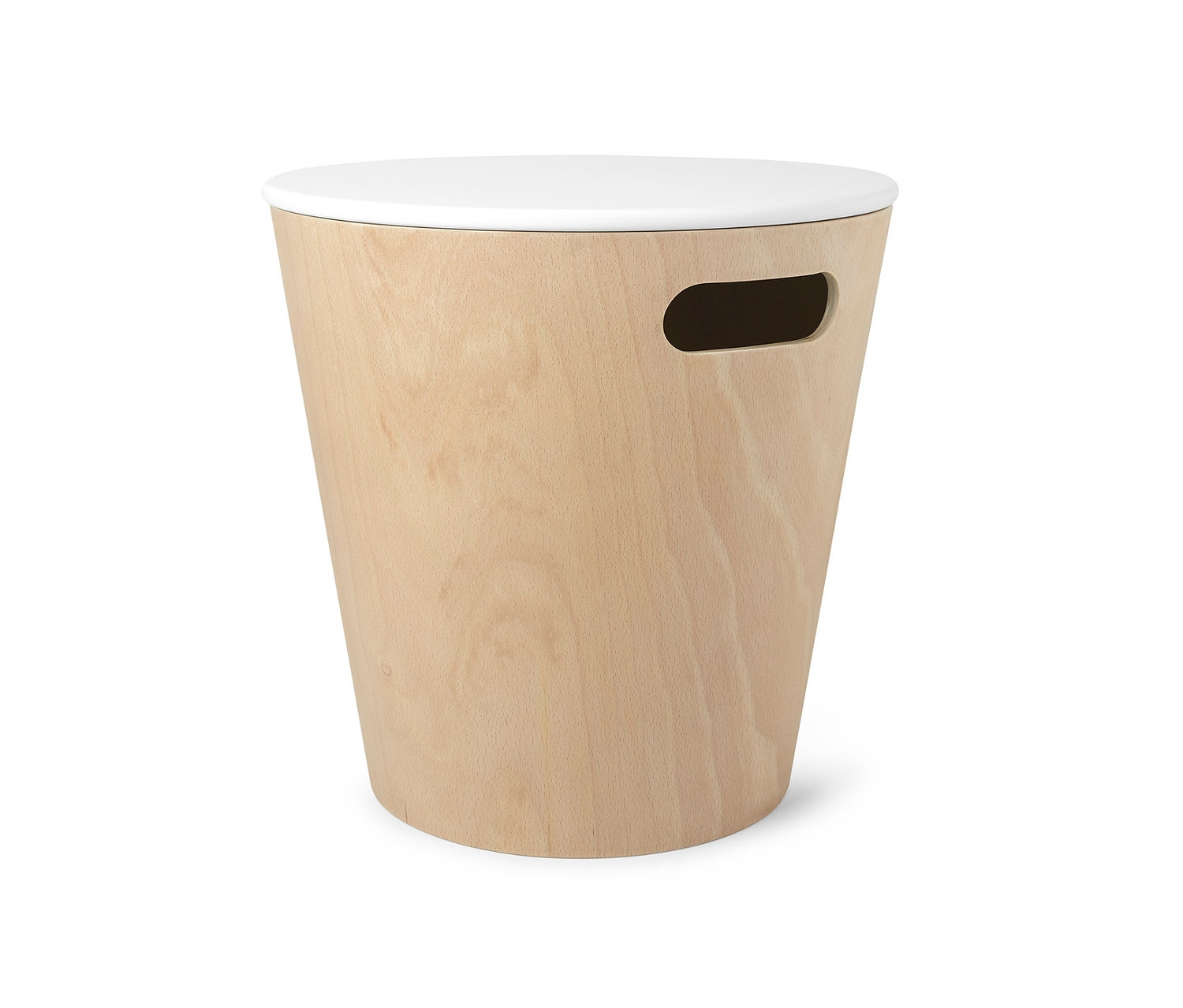 Ein heller Holzhocker mit Stauraum und weißem Deckel.