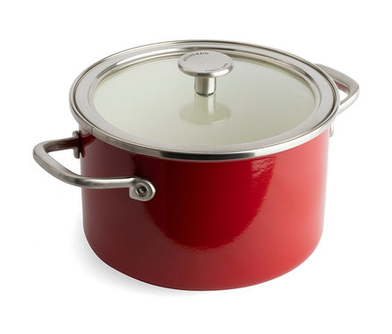 Roter KitchenAid Steel Core Emaille Kochtopf mit Deckel.