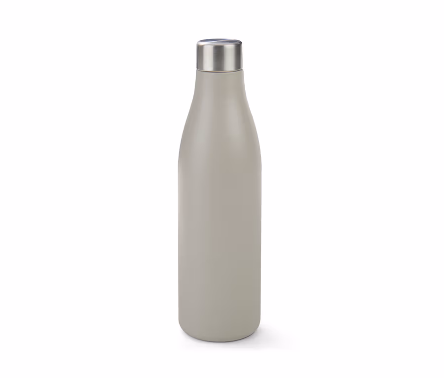 Eine graue Isolier-Trinkflasche mit einem silbernen Deckel.