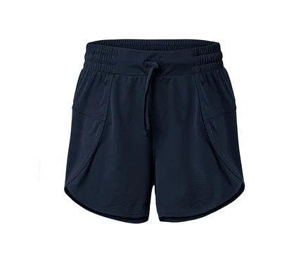 Dunkelblaue Funktionsshorts.