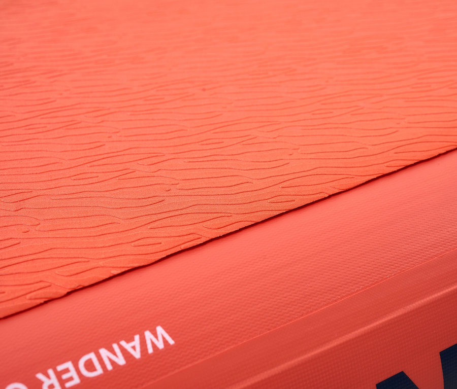Detailaufnahme eines orangefarbenen Aqua Marina SUP Boards »Monster« 12'0".