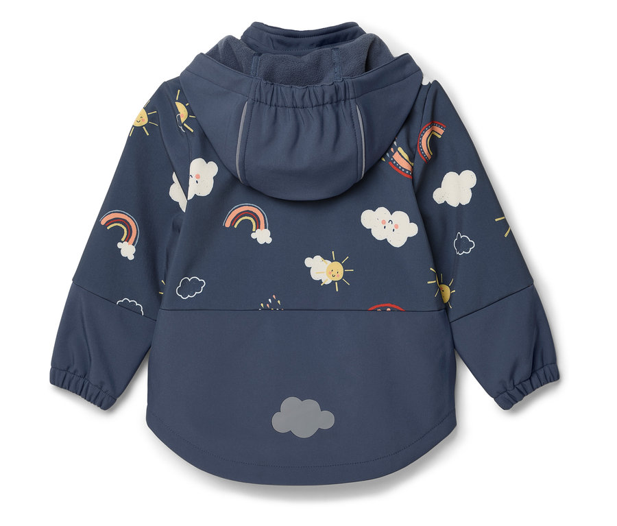Rückansicht einer marineblauen Kinderjacke mit Kapuze, die mit Wolken, Regenbögen und Sonnen verziert ist.