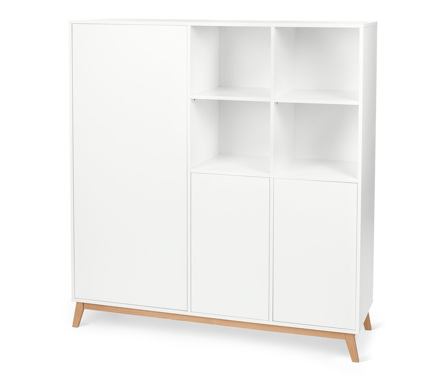 Weißer Schrank mit Raumteiler-Funktion, Regalen und Türen.