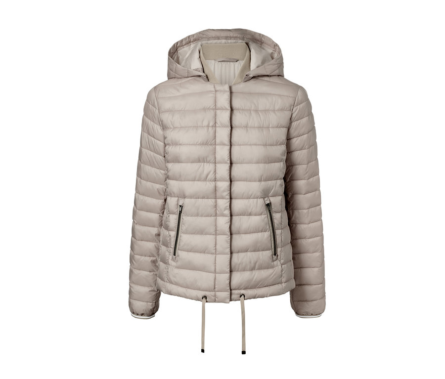 Steppjacke mit Kapuze.