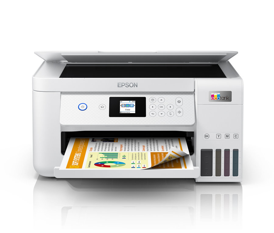 Weißer Epson Multifunktionsdrucker EcoTank ET-2856 mit geöffnetem Scanner und gedrucktem Dokument im Fach.