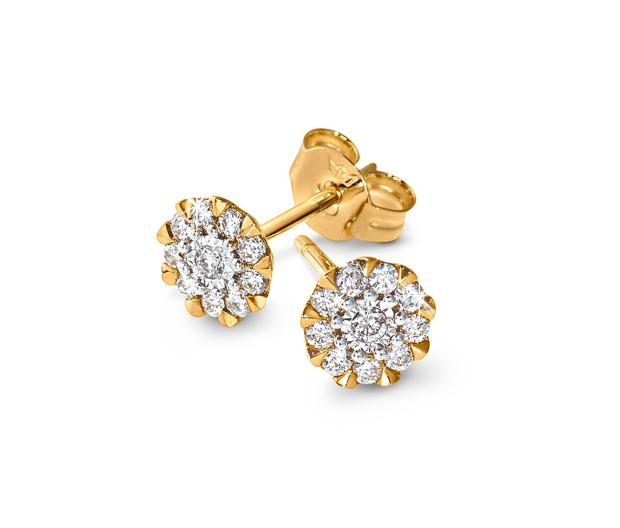 Zwei 585 Gold Ohrstecker Diamanten auf weißem Hintergrund.