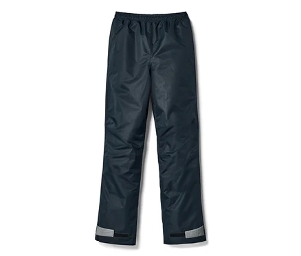 Eine dunkelblaue Kinder-Regenhose mit Reflektoren an den Beinenden.