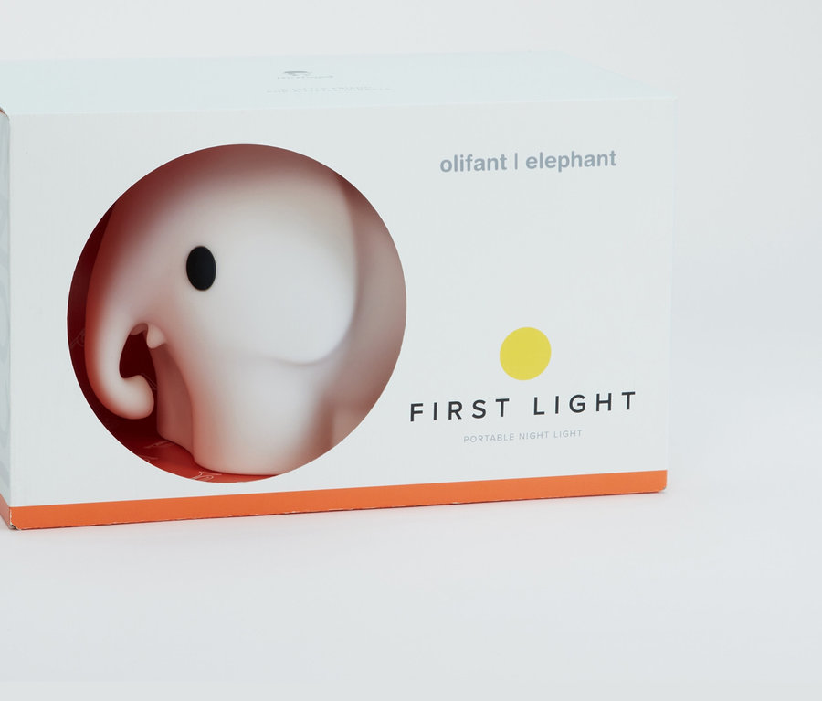 Verpackung der Mr. Maria Designleuchte, »Elephant«.