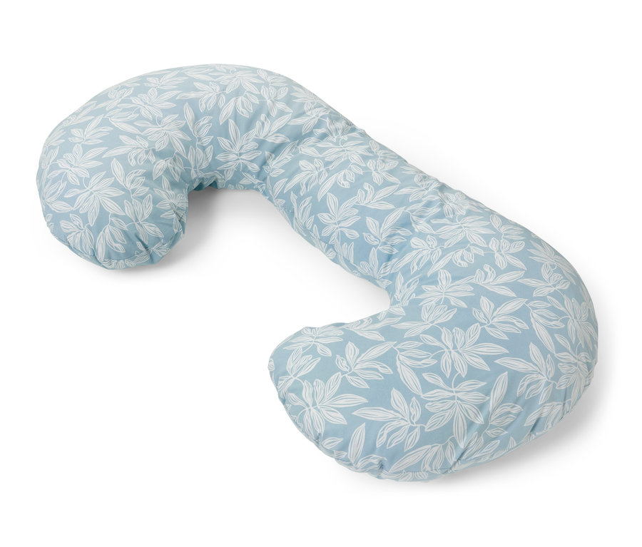 Ein hellblaues XL-Seitenschläferkissen mit weißem Pflanzenmuster.