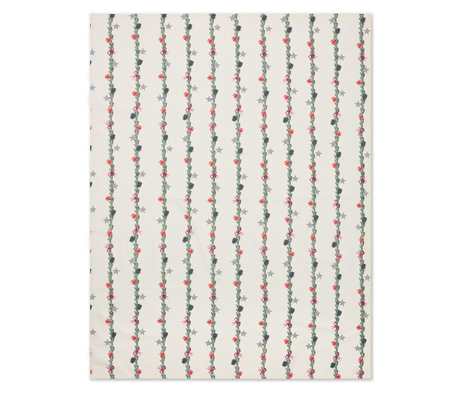 Eine weiße Tischdecke mit vertikalen Streifen, die mit Sternen, Geschenken und Zweigen verziert sind.