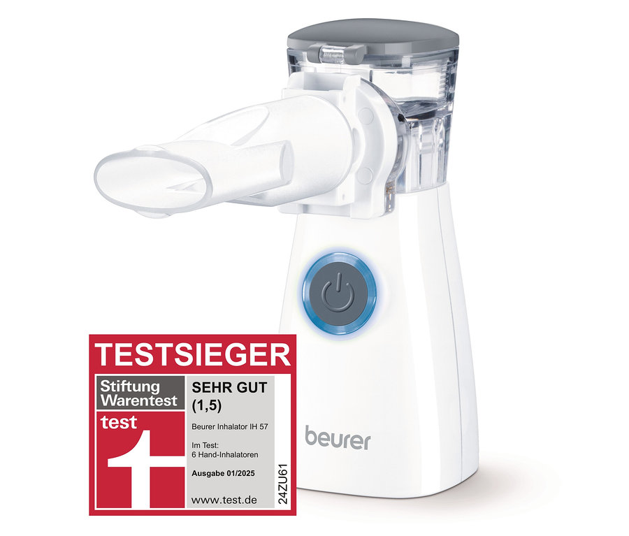 Weißer Beurer Inhalator IH 57 mit grauem Deckel und blauem Knopf. Ein Aufkleber „Testsieger“ befindet sich auf der linken Seite.