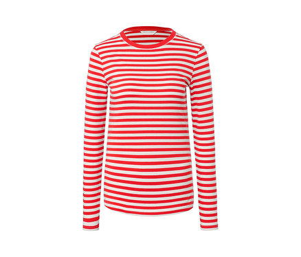 Gestreiftes rot-weißes Langarmshirt.
