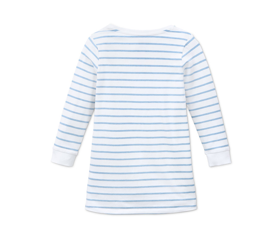 Mädchen-Pyjama mit blauen und weißen Streifen.