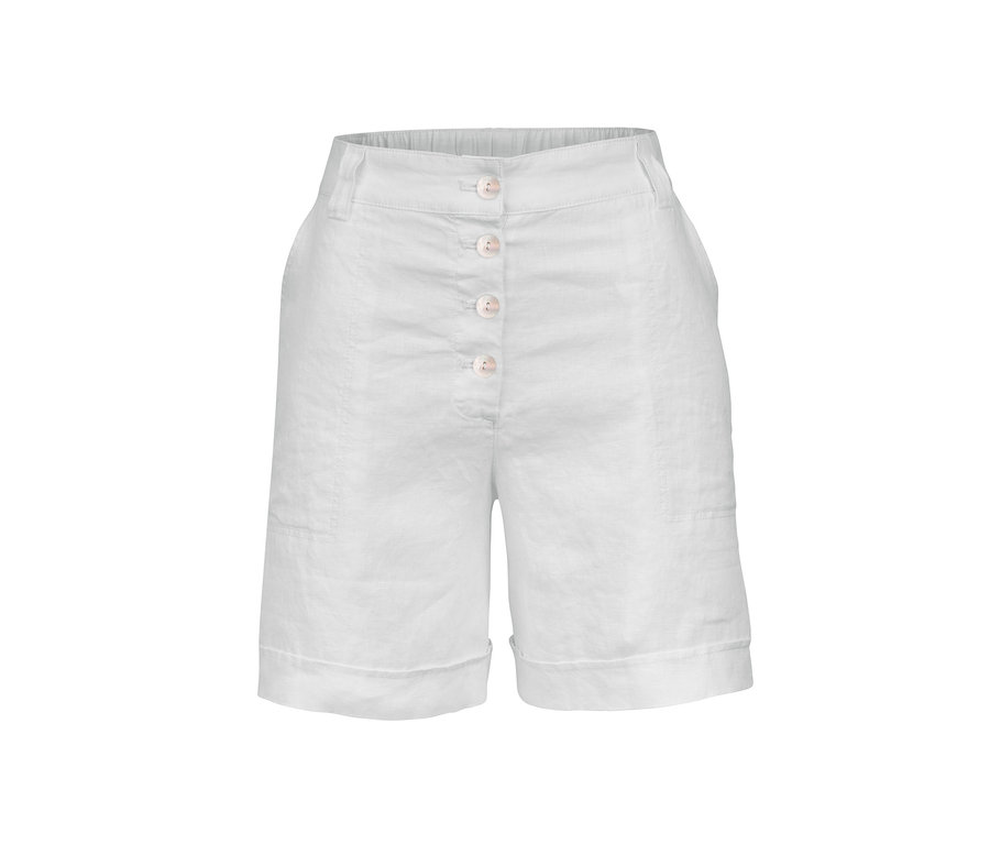 Weiße Leinen-Bermudashorts mit Knöpfen.