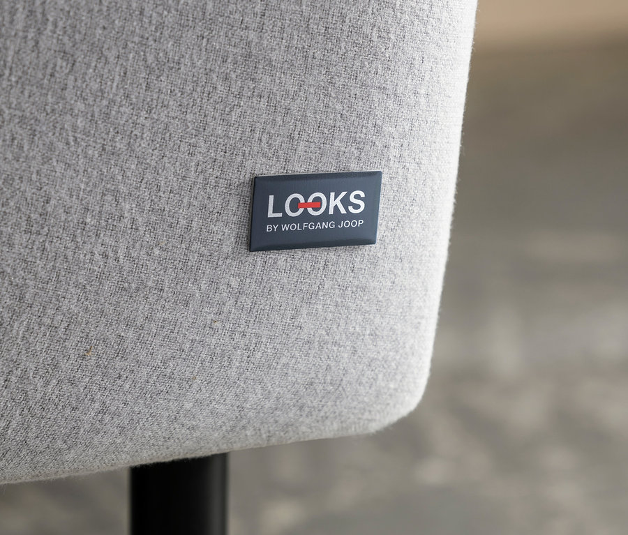 Detail eines grauen LOOKS by Wolfgang Joop Ecksofas.