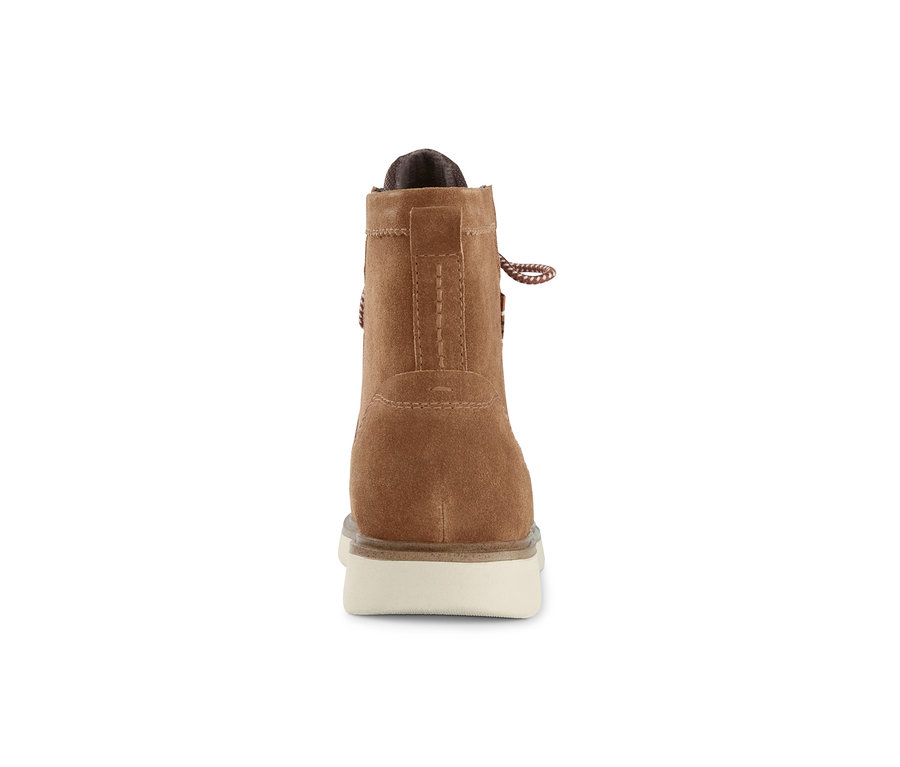 Detailansicht der Rückseite eines Veloursleder-Boots.